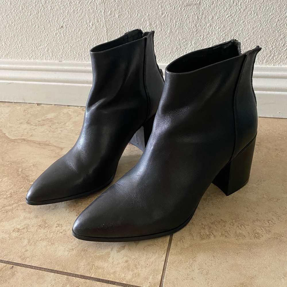 Steve Madden Jillian Booties